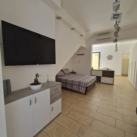 Appartement Pola 90 - Centrocitta, Wi-fi, 200 M Dalla Spiaggia